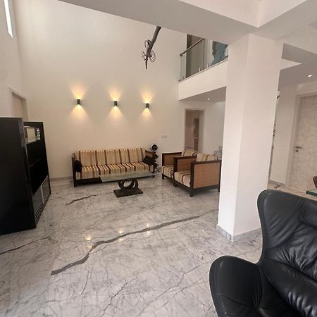 Mizzle Exotica Lonavala Lägenhet Exteriör bild